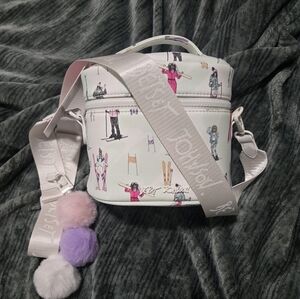 Betsey Johnson ski/snowboard bag